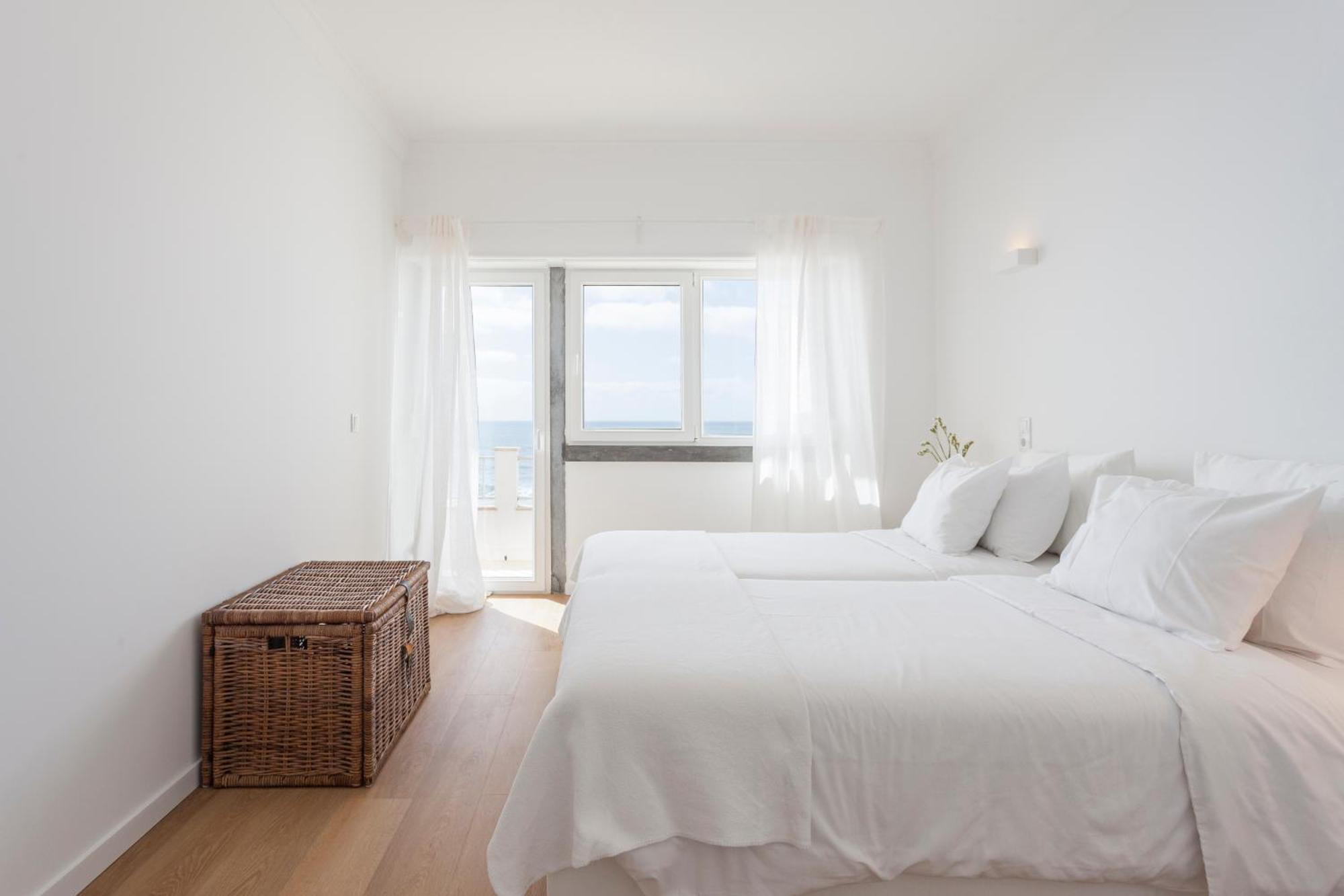 Blue Buddha Beach Rooms & Suites Ericeira Eksteriør billede