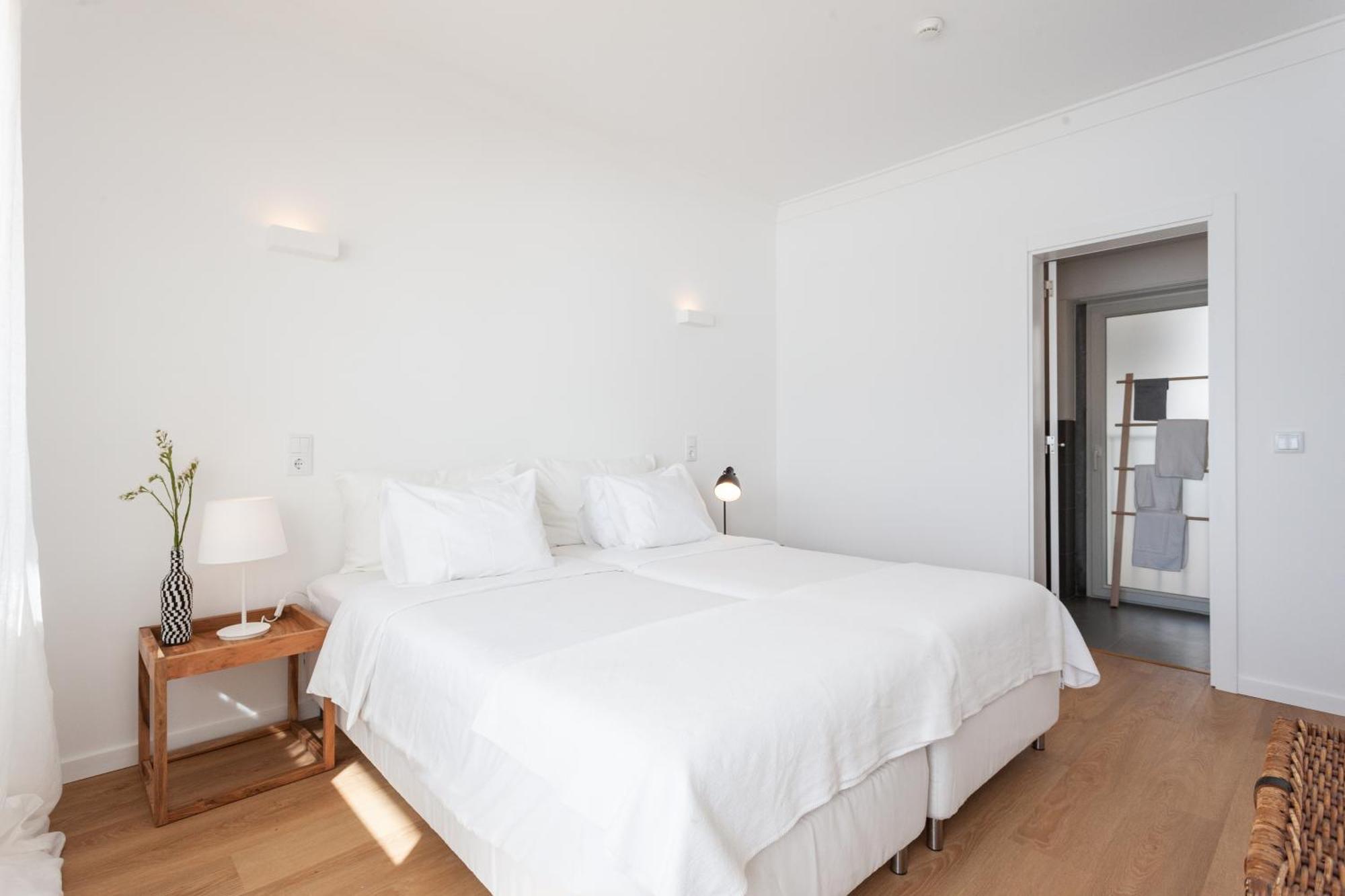 Blue Buddha Beach Rooms & Suites Ericeira Eksteriør billede